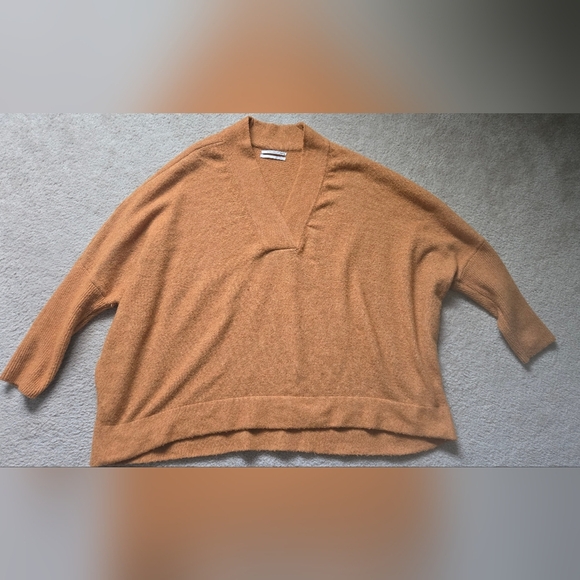 Anthropologie Mustard Oversized Long Sleeve V-Neck Sweater Size Large - Picture 1 of 11